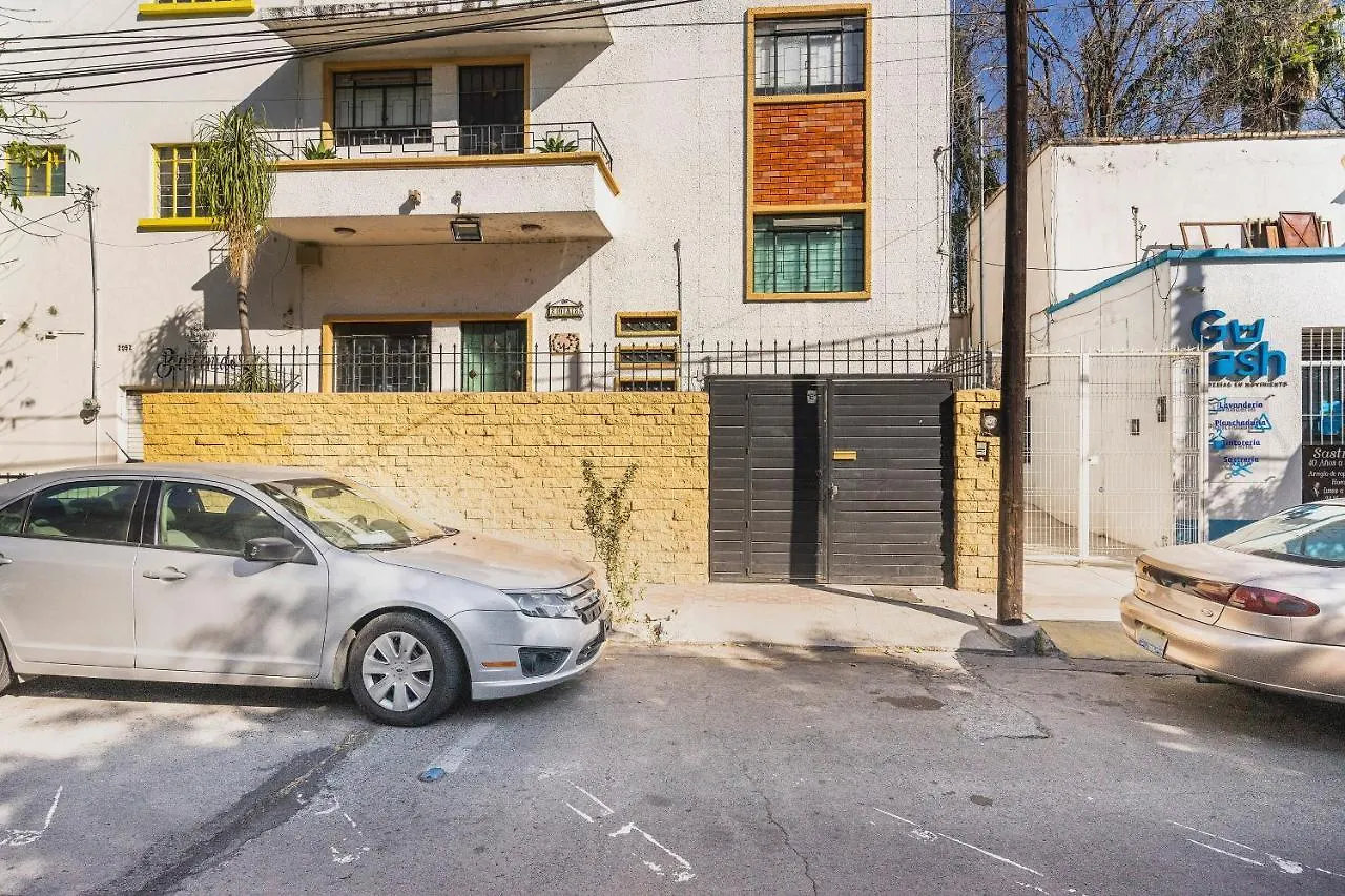 بيت ضيافة فندق غوادالاجارافي  Casa Lucia المكسيك